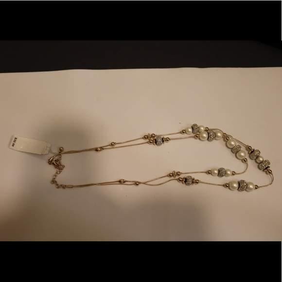 New w tags Dillard’s pearl & silver layer necklace - Picture 6 of 8